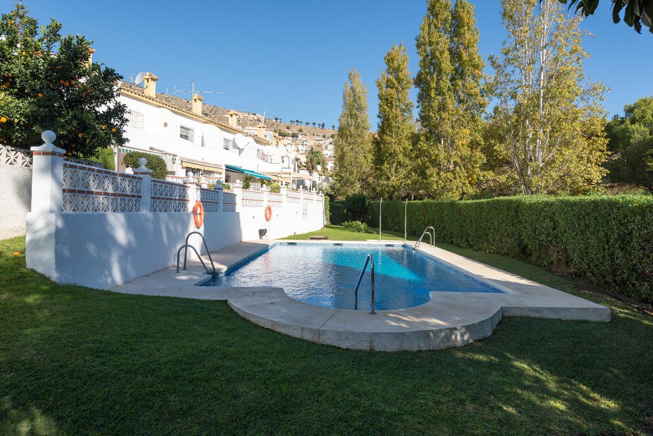 Malagasuite Bungalow Pool Benalmadena Exterior photo