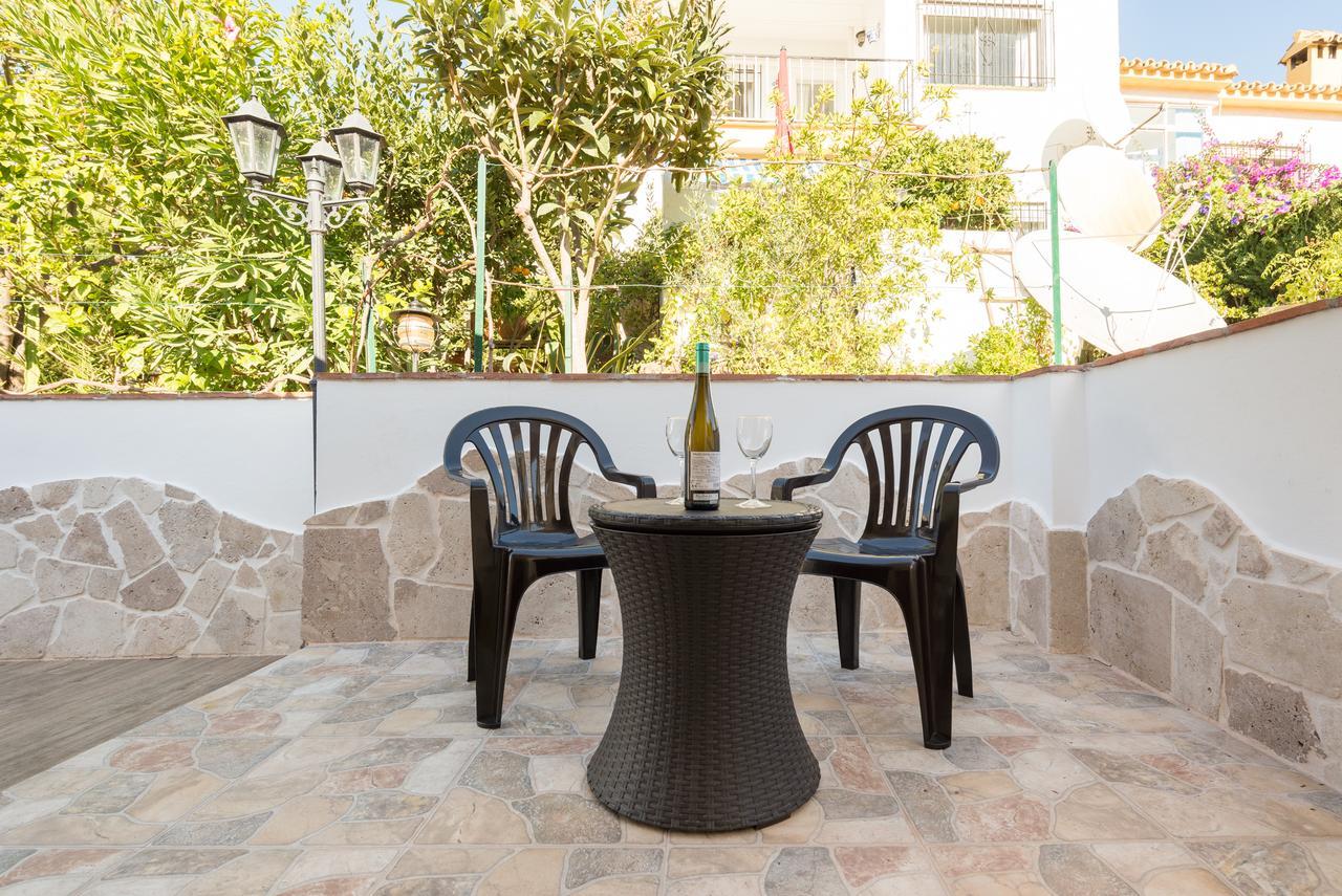 Malagasuite Bungalow Pool Benalmadena Exterior photo